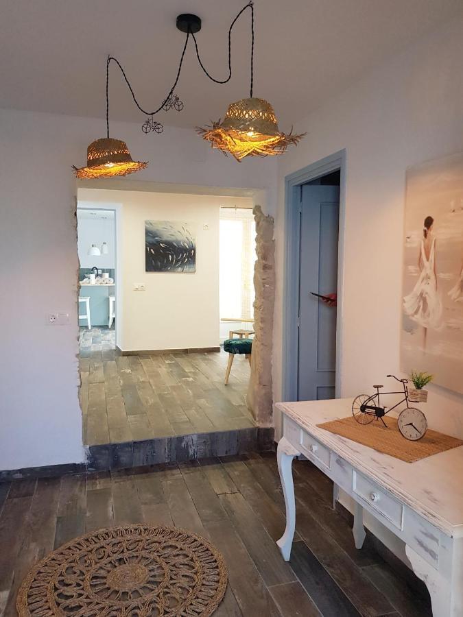 Ideal parelles aptm amb encant estil Mediterrani i tranquil a Llançà Esterno foto