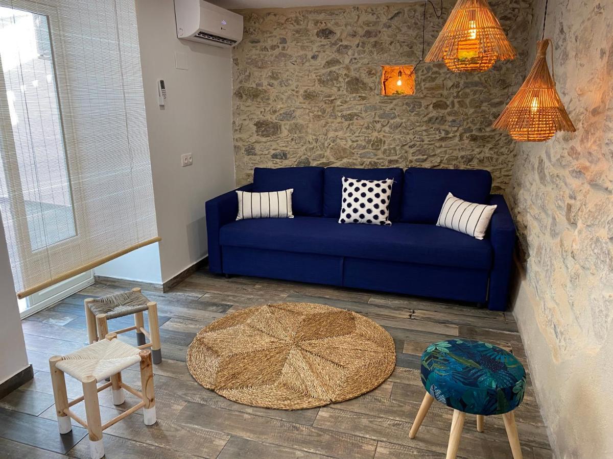Ideal parelles aptm amb encant estil Mediterrani i tranquil a Llançà Esterno foto